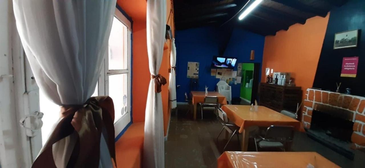 Hospedaje Don Alberto Hotel Потрерилос Екстериор снимка